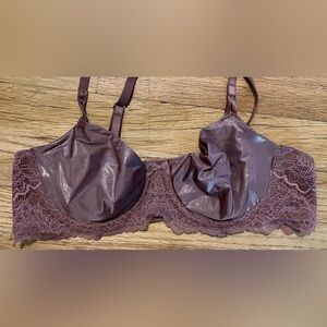 New with tag Victoria secret unlined bra